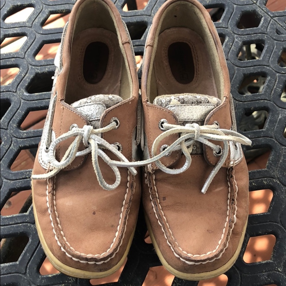 Women’s Sperry Topsider angelfish boat shoe 7.5